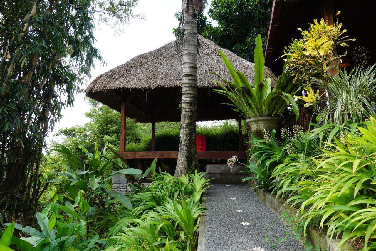 Rumah Sungai Villa ウブド エクステリア 写真